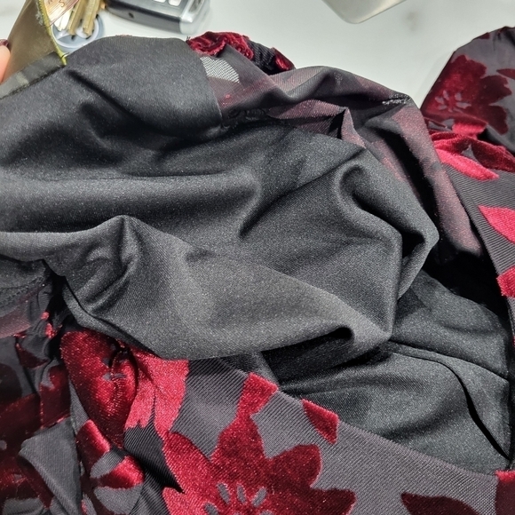 TAYLOR - Burgundy & Black Burnout Floral Velvet Sheath Cocktail Dress - Picture 13 of 14